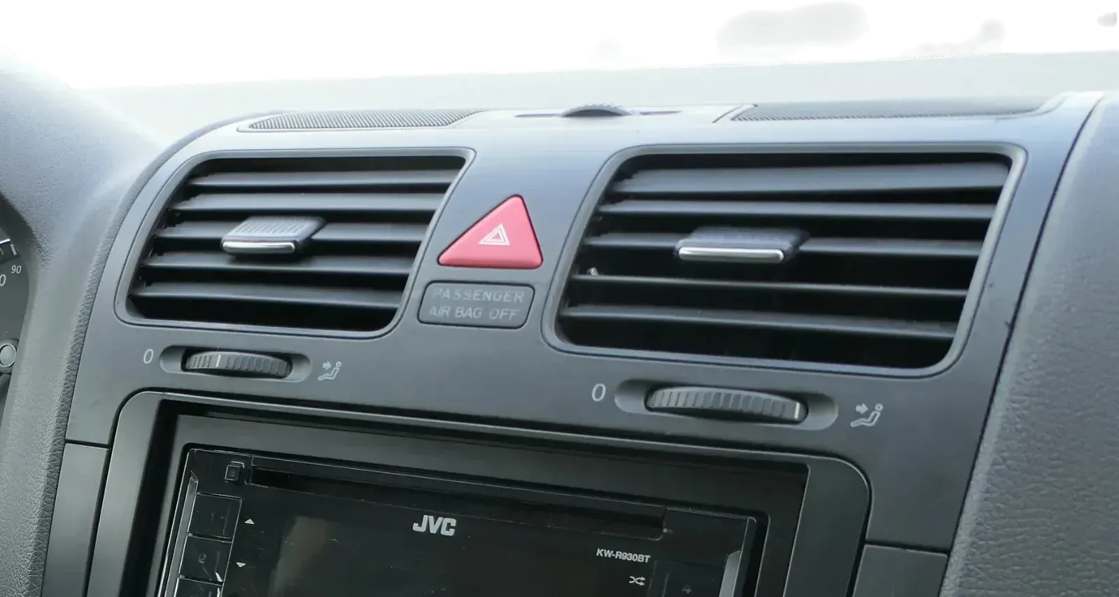 VW Golf 5 V Lüftungsdüse Düse Lüftung 1K0819743B Blende Frischluftausströmer - Bild 1