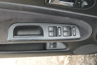 1x Passat 3BG Türverkleidung Verkleidung Tür vorne links - schwarz Griff Öffner - Bild 5