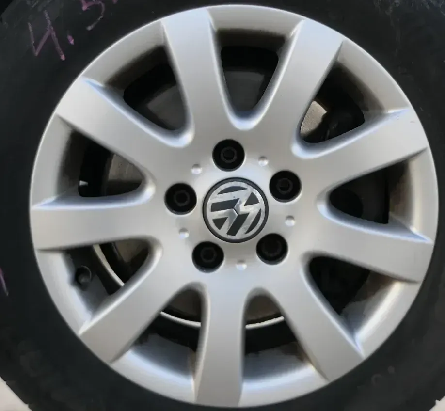 1x Felge Alufelge VW Golf 5 Touran 6,5jx15H2 ET50 1K0601025AQ Alu original  1-4 - Bild 1