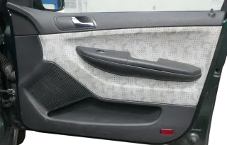 1x Fabia 6Y Kombi Türverkleidung Verkleidung Tür vorne rechts schwarz anthrazit - Bild 1