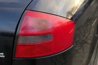 Audi A6 4B Limousine Rücklicht Heckleuchte 4B5945096 rechts - Bild 3