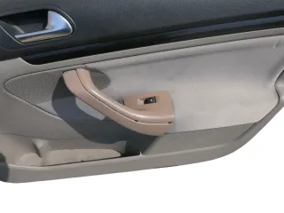1x VW Golf Variant Kombi AJ5 Türverkleidung Verkleidung Tür vorne rechts macchia - Bild 3