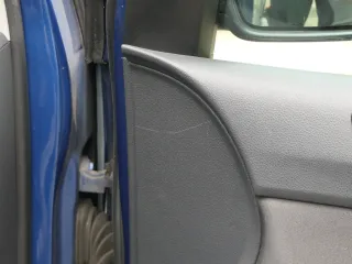 1x VW Polo 9N Türverkleidung Verkleidung Tür vorne rechts 2/3-Türer Griff Öffner - Bild 4