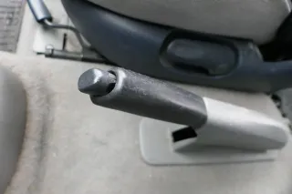 VW Sharan 7M Galaxy WGR Handbremse Feststellbremse Verkleidung Abdeckung grau - Bild 2