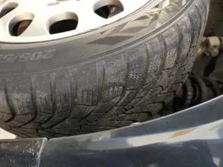 4x A4 B5 A6 4B Alufelgen 205/55 R16 91V Winterreifen Reifen 4B0601025P   7-9mm - Bild 2