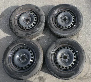 VW Golf 6 Caddy 2K 195/65 R15 91T Winterreifen M+S Felgen Reifen M&S ca. 7-8mm - Bild 1