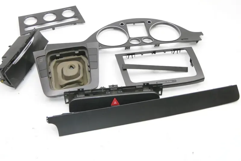 VW Passat 3C Mittelkonsole Verkleidung Radio Klappe Abdeckung Dekor dark - Bild 1