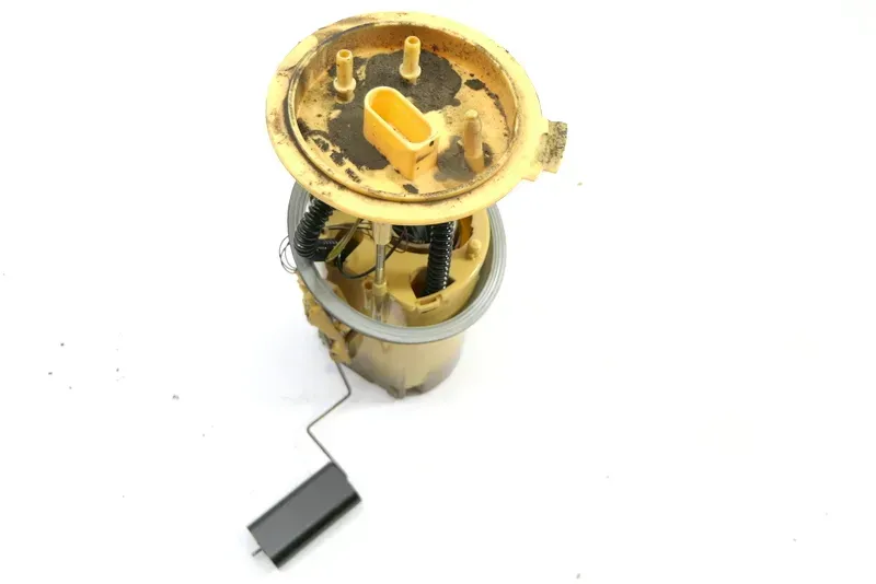 VW Golf 5 A3 8P Dieselpumpe Kraftstoffpumpe 1K0919050Q 1K0919050J TDI BKD BLS - Bild 1
