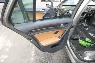 VW Golf 7 5G Limousine Türverkleidung Tür vorn hinten 4/5-Türer Leder braun - Bild 3