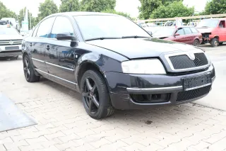 Skoda Superb 3U Mittelkonsole um Radio Navi Doppel 2 Din Doppeldin Halterahmen - Bild 1