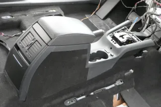 Octavia 1Z Mittelarmlehne Armlehne Lehne Mitte verschiebar nachrüsten Leder - Bild 3