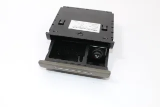 Audi A3 8L Aschenbecher Zigarettenanzünder vorne 8L0857951C 42R Facelift jive be - Bild 2