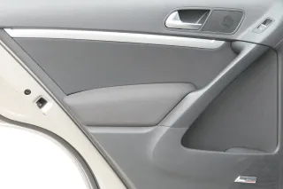 VW Tiguan 5N Türverkleidung Verkleidung Tür vorne+hinten Dynaudio schwarz - Bild 9