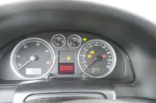VW Passat 3BG Tacho Tachometer Kombiinstrument 255.000km 3B0920829A Diesel TDI - Bild 1