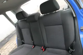 VW Polo 9N 9N3 Sitz Rückbank Sitzfläche Sitze 3 Punkt Gurt hinten mit Kopfstütze - Bild 6