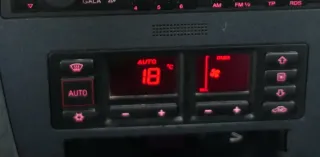 Audi A3 8L Steuergerät Klimaanlage Klimabedienteil 8L0820043B Climatronic - Bild 1