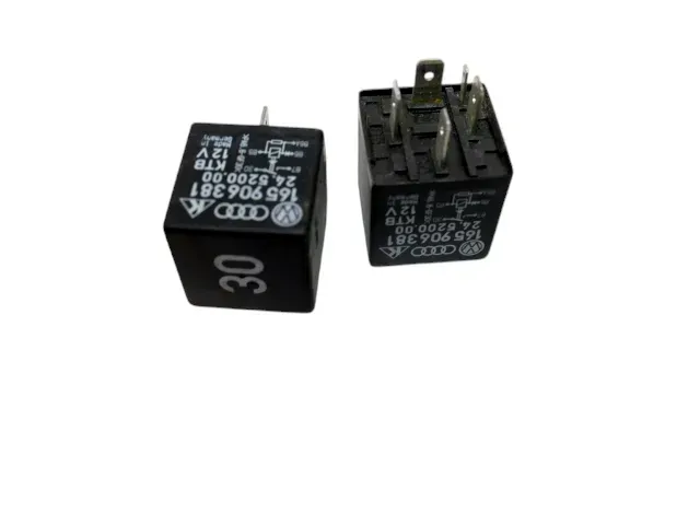 1x VW Audi Skoda Kraftstoffpumpe Kraftstoff Relais 30  165906381 165 906 381 - Bild 1