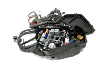Audi Q7 4L Kabelbaum im Motorraum 4L1971072BL Sicherungskasten - Bild 3
