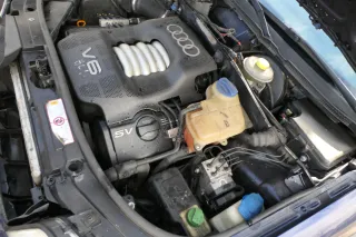 VW Passat 3b A4 B5 Kühlrohr Rohr Leitung 078121058P Wasserschlauch ACK ALG AQD - Bild 1