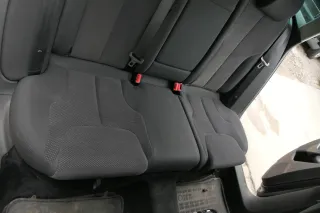 VW Passat 3C Kombi Avant Variant Sitz Rückbank Rücksitzbank Sitze Ski durchreich - Bild 4