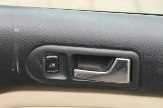 1x Golf 4 Bora Türverkleidung Verkleidung Tür vorne rechts 4/5-Türer hellbeige - Bild 2