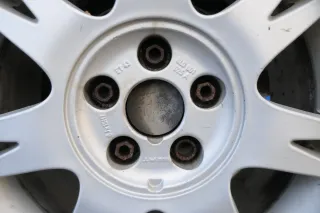 4x Polo 9N Ibiza Alufelgen Reifen 195/60 R15 -ca5-6,5mm Winterreifen 6L0601025A - Bild 9