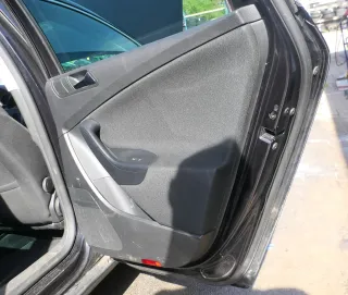 1x VW Passat 3C Variant Türverkleidung Verkleidung Tür hinten rechts schwarz - Bild 2