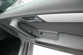 1x VW Passat 3C B7 Kombi Türverkleidung Verkleidung Tür vorne rechts schwarz - Bild 4