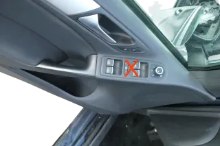 1x VW Golf 6 5K Türverkleidung Verkleidung Tür vorne links 4/5-Türer schwarz - Bild 4