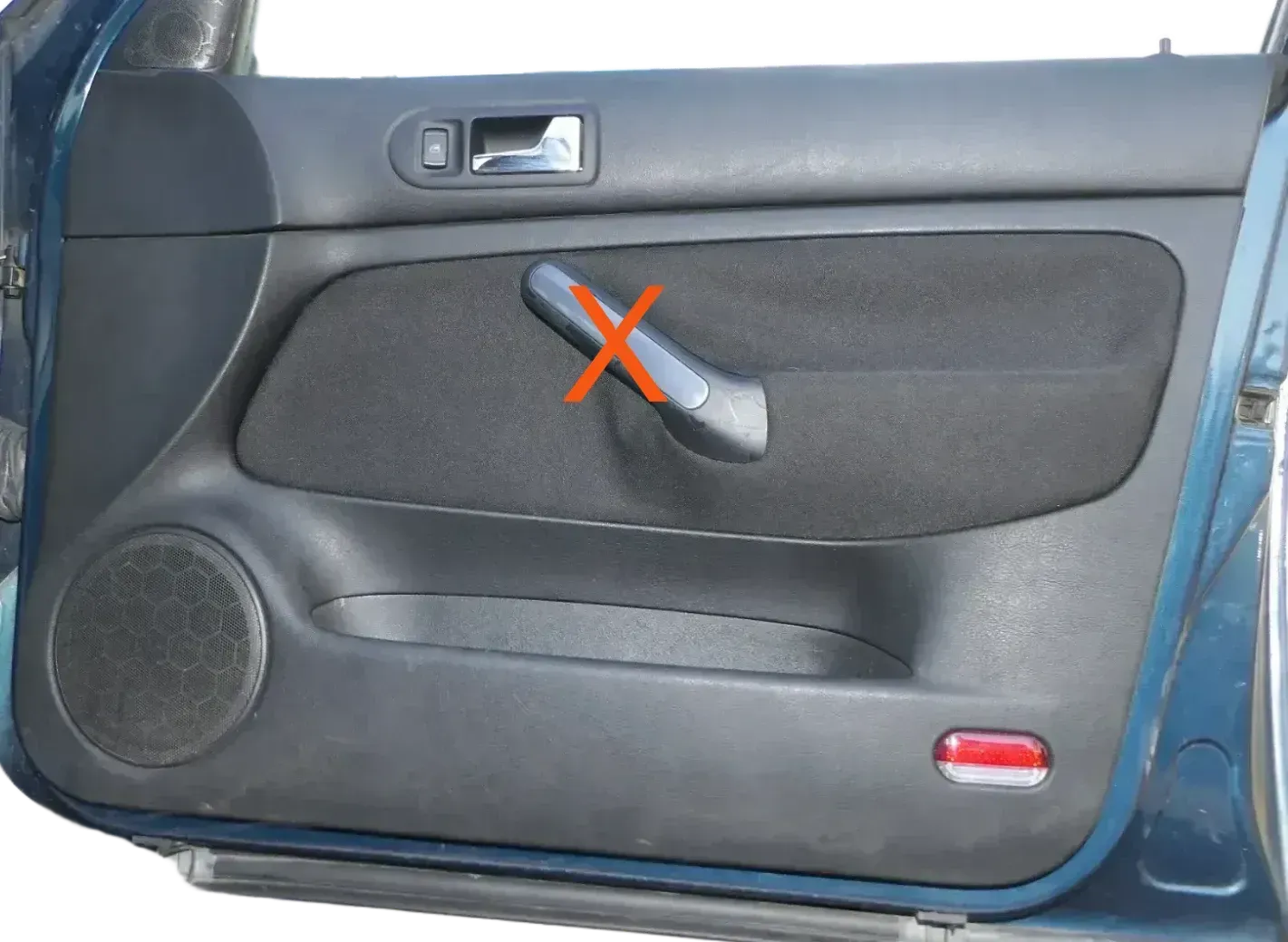 1x Golf 4 Bora Türverkleidung Verkleidung Tür vorne rechts 4/5-Türer schwarz - Bild 1