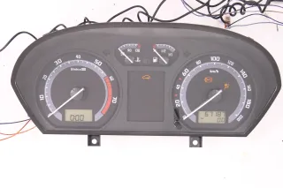 Skoda Fabia 6Y Tacho Tachometer Kombiinstrument 6Y0920881M 67.000KM 1,2 47kw 40k - Bild 1