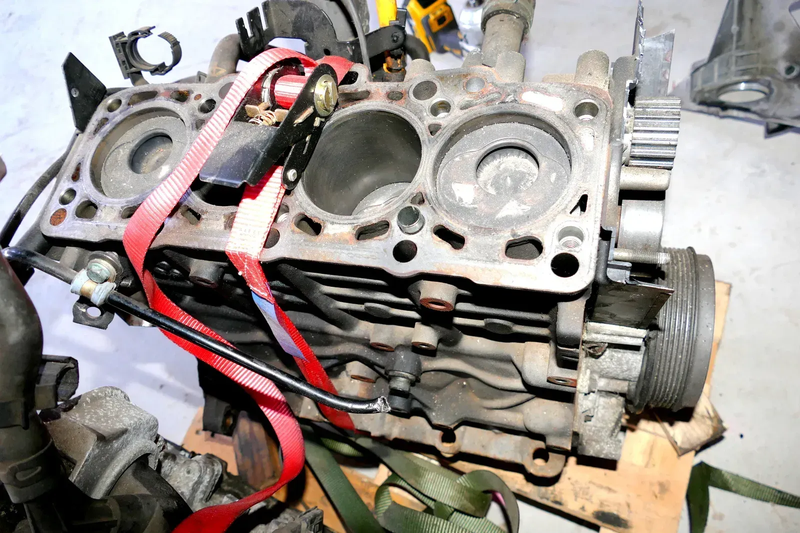 VW Golf 4 Bora Motorblock Block 1,9 TDI 66kw 90PS 81kw 110PS ASV ALH AHF - Bild 1