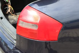 Audi A6 4B Limousine Rücklicht Heckleuchte 4B5945096 rechts - Bild 4