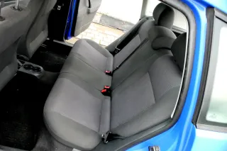 VW Polo 9N 9N3 Sitz Rückbank Sitzfläche Sitze 3 Punkt Gurt hinten mit Kopfstütze - Bild 7