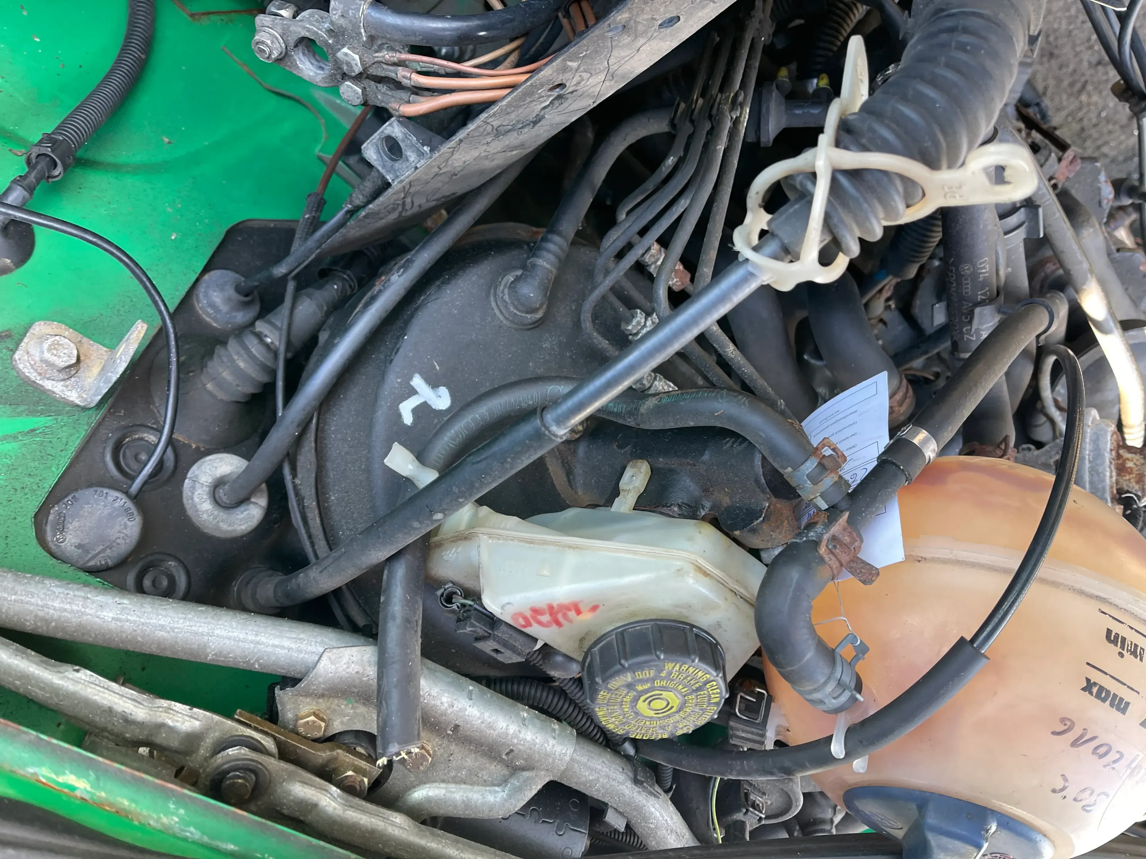 VW T4 Bremskraftverstärker Bremskraftregler 701612101J für ABS 7D1612105A - Bild 1