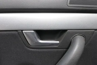 4x Audi A4 8E B6 Türverkleidung Verkleidung Tür vorne + hinten schwarz links man - Bild 5