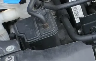VW Golf Caddy Aktivkohlefilter Aktivkohlebehälter 1K0201801E Druckventil - Bild 2