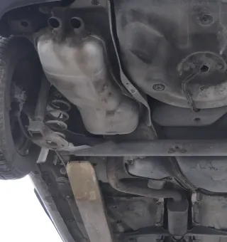 Audi A3 8L Auspuff Endschalldämpfer hinten 1,8 AGN APG 92kw V5 Mittelschalldämpf - Bild 1