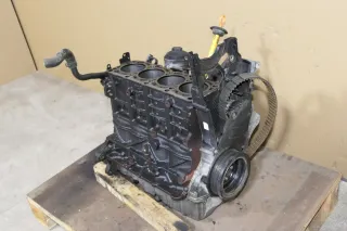 VW Golf 5 1K Motor Block 2.0 SDI 55kw 75PS BDK ca. 180.000km - ohneKopf - Bild 3