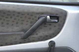 1x VW Lupo Arosa Türverkleidung Verkleidung Tür vorne links oben schwarz - Bild 2