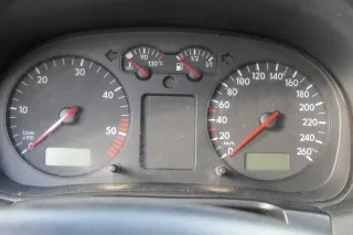 VW Golf 4 Tacho Tachometer Kombiinstrument 350.000km 1J0920806G TDI Diesel - Bild 1