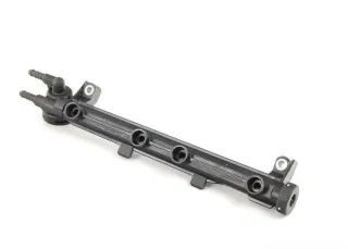 1x VW Golf 4 A3 8L Kraftstoffverteiler 1,6 Beetle BFQ AZJ AVU AKL AEH 06A133317A - Bild 1