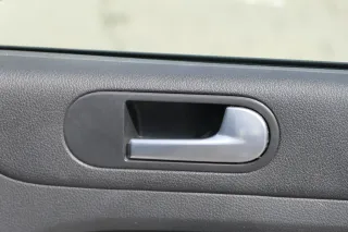 VW Golf Plus 5M 1x Türverkleidung Verkleidung Tür vorne rechts schwarz - Bild 5