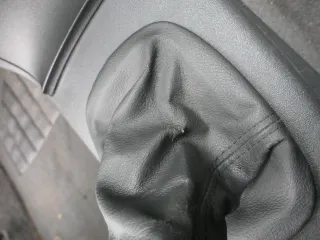 VW Lupo Polo 6N2 Schaltknauf Schaltsack Schaltung Schaltknüppel schwarz Leder - Bild 2