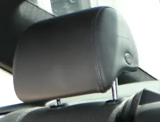 1x Audi A6 4F C6 Kopfstütze hinten rechts Kopfstützen Leder Perlnappaleder - Bild 1