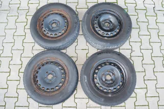 VW Golf 6 Touran 1T 195/65 R15 91T Winterreifen M+S Felgen Reifen M&S ca.3-6mm - Bild 1