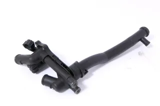 VW Polo 6R Ibiza 6J Thermostat Gehäuse Schlauch 1,2 03F121026B CBZB - Bild 1