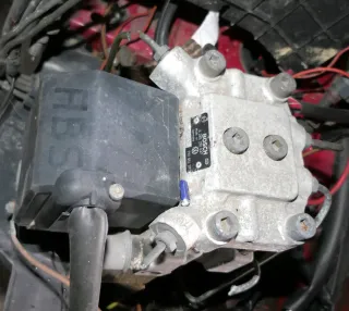 VW T4 ABS + EDS Steuergerät Pumpe 701614111 701614111A - Bild 1