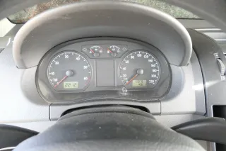 VW Polo 9N Tacho Tachometer Kombiinstrument 199.000km 6Q0920800P 1,2 47kw 40kw - Bild 1