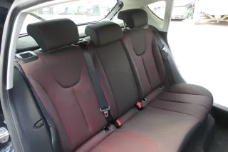 Seat Leon 1P Sitz Sitze hinten Rückbank Rücksitzbank 3 Punkt Lehne schwarz rot - Bild 2